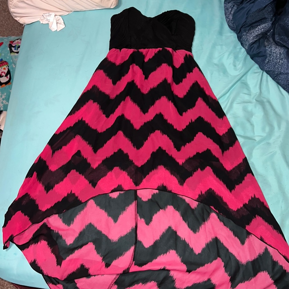 USED NO BOUNDARIES strapless dress